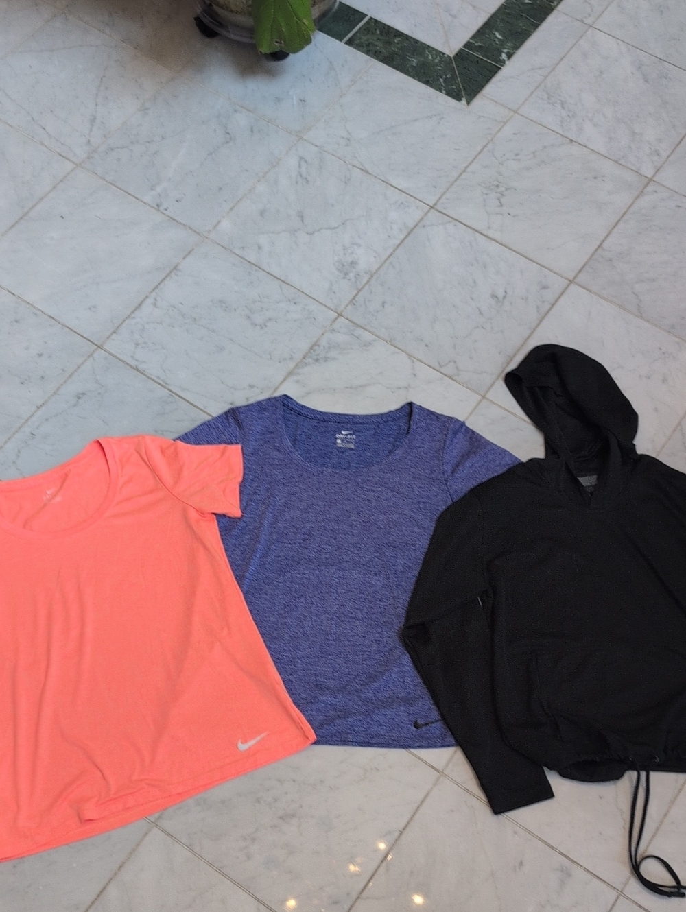 Nike Bundle. Size Women's M.  2 Dri-Fit Scoop Neck Tees. 1 Black Ribbed Hoodie
